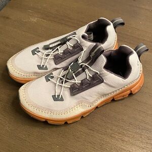 On Cloudaway Sneakers